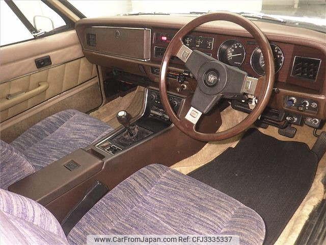 Isuzu 117 Coupe 1980 thumbnail 4
