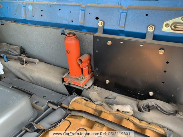 Mitsubishi Fuso Canter 1999 thumbnail 20