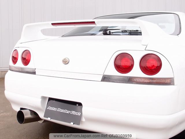 Nissan Skyline Coupe 1996 thumbnail 48