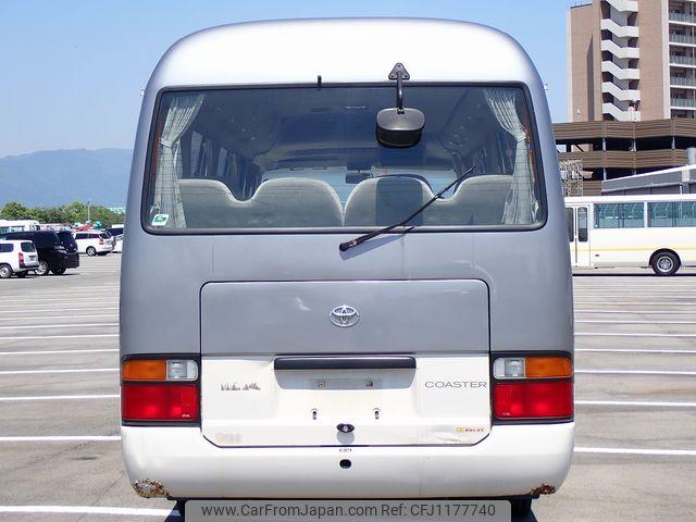 Toyota Coaster 1994 thumbnail 4