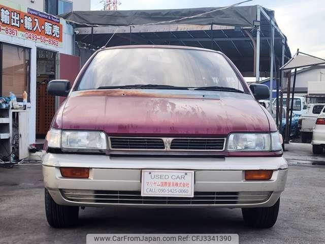 Mitsubishi Chariot 1992 thumbnail 2