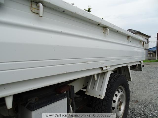 Mitsubishi Minicab Truck 2000 thumbnail 10