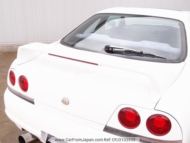 Nissan Skyline Coupe 1996 thumbnail 46