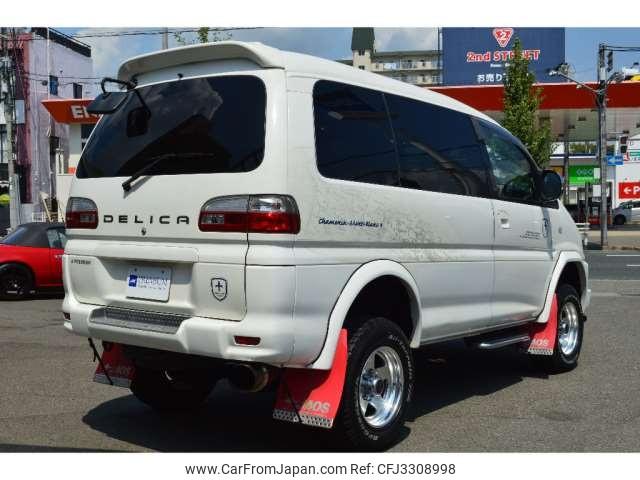 Mitsubishi Delica Spacegear 1999 thumbnail 2