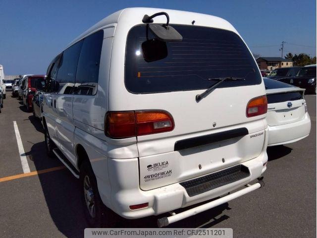 Mitsubishi Delica Spacegear 1996 thumbnail 6