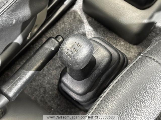 Suzuki Jimny 2000 thumbnail 21