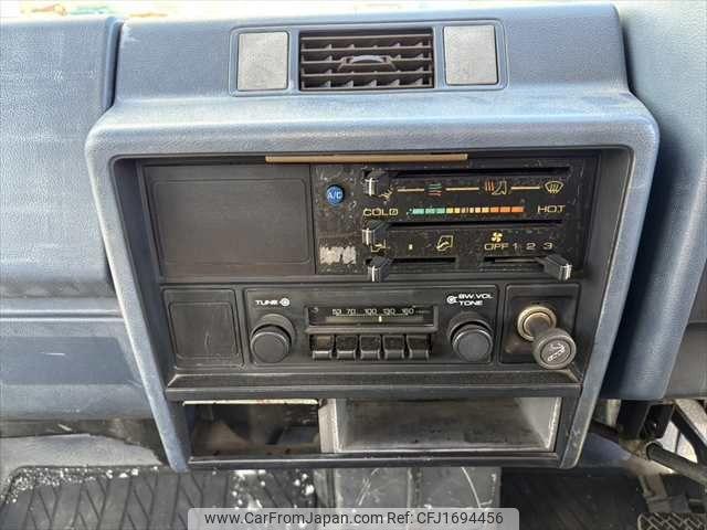 Isuzu Elf Truck 1992 thumbnail 16