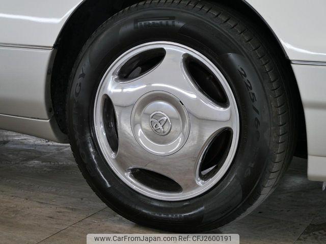 Toyota Celsior 2000 thumbnail 30