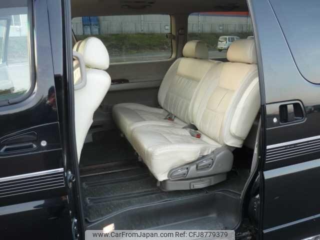 Nissan Elgrand 1999 thumbnail 3