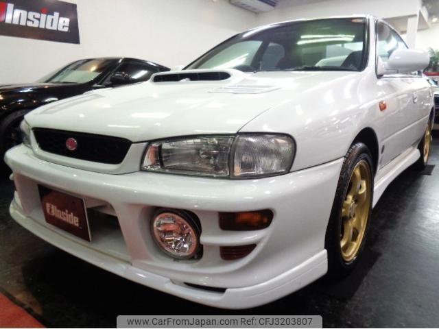 Subaru Impreza 2000