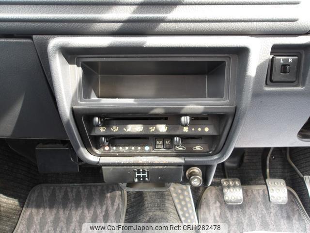 Suzuki Alto Works 1990 thumbnail 15