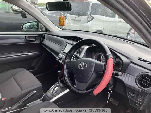 Toyota Corolla Fielder thumbnail 4