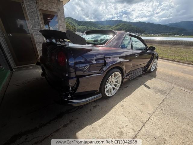 Nissan Skyline Coupe 2000 thumbnail 12