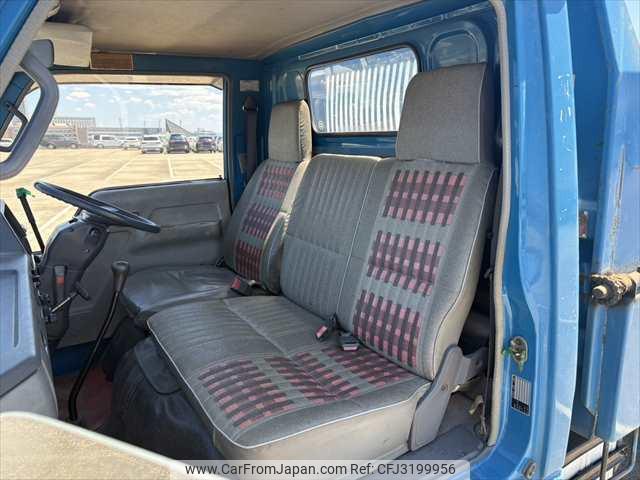 Mitsubishi Fuso Canter 1989 thumbnail 33