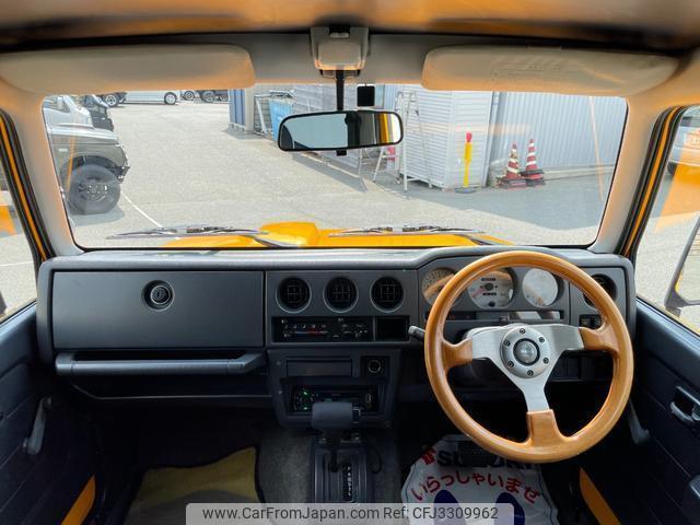Suzuki Jimny 1996 thumbnail 3