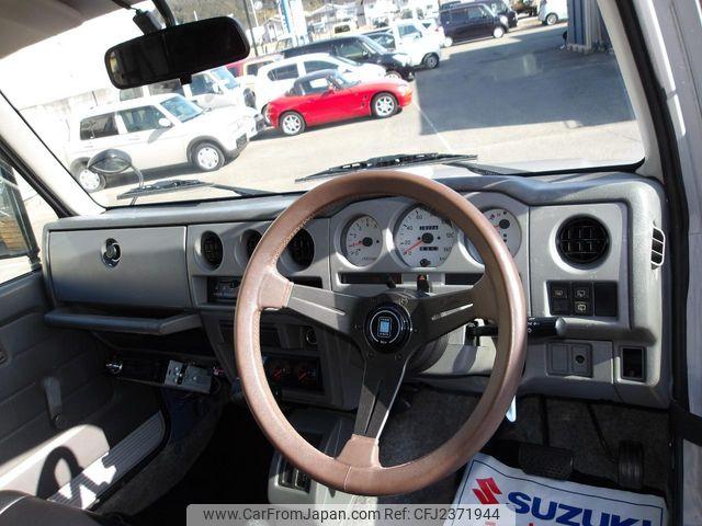 Suzuki Jimny 1998 thumbnail 43