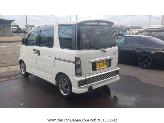 Daihatsu Atrai Wagon 2001 thumbnail 6