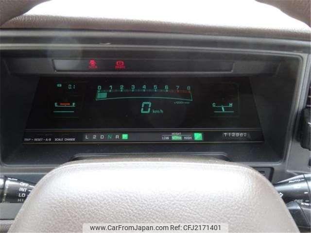 Toyota Crown 1987 thumbnail 38