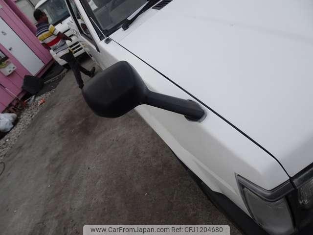 Nissan Datsun Pickup 1991 thumbnail 19