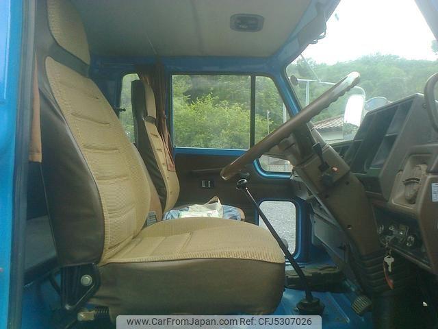 Isuzu Forward 1982 thumbnail 3