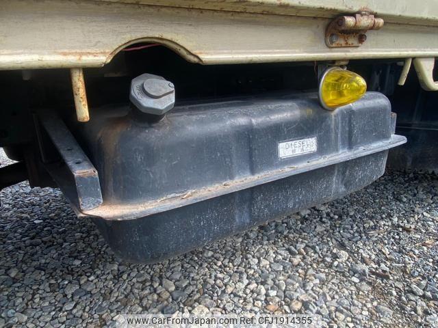 Mitsubishi Fuso Canter 1981 thumbnail 31