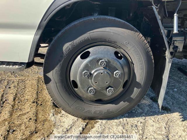 Isuzu Elf Truck 1997 thumbnail 11