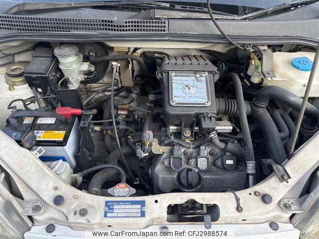 Honda Life 2001 thumbnail 28