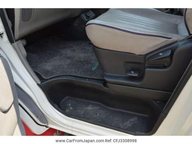 Mitsubishi Delica Spacegear 1999 thumbnail 11