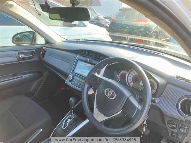 Toyota Corolla Fielder thumbnail 4