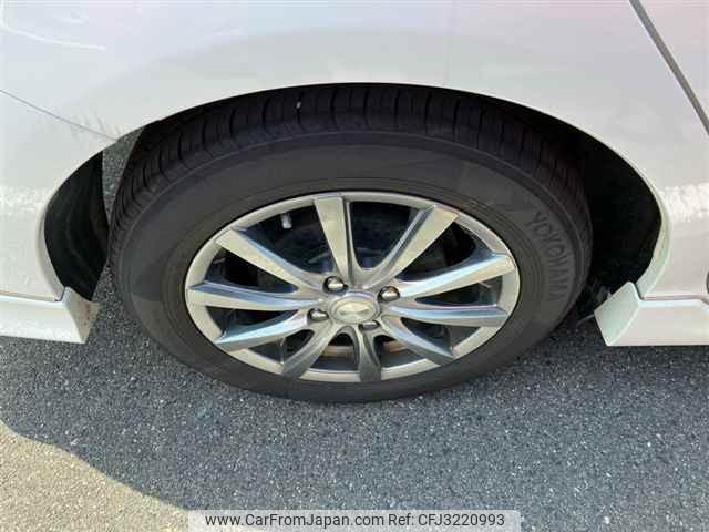 Toyota Corolla Fielder thumbnail 10