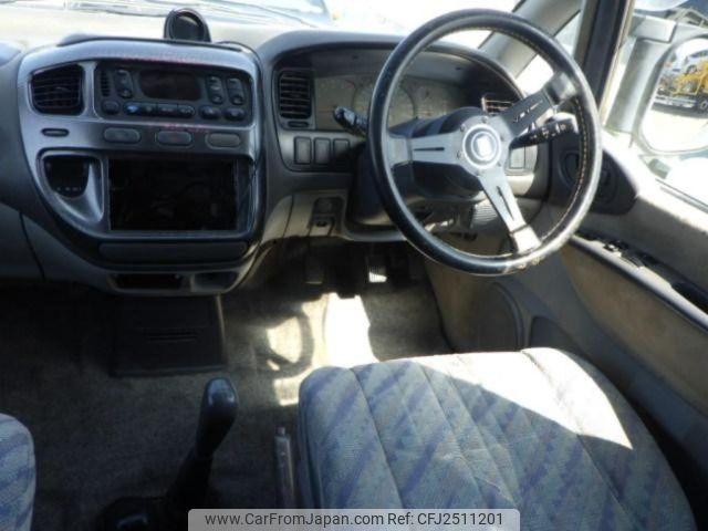 Mitsubishi Delica Spacegear 1996 thumbnail 3