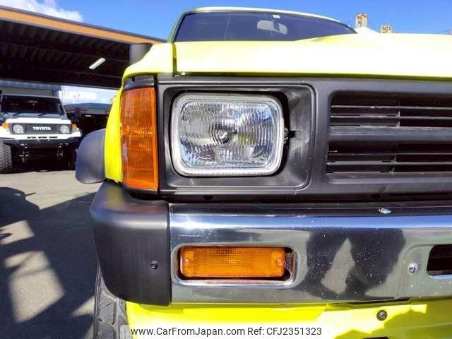Toyota Hilux Surf 1986 thumbnail 17