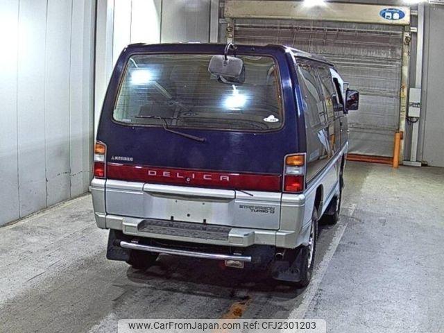 Mitsubishi Delica Starwagon 1997 thumbnail 6