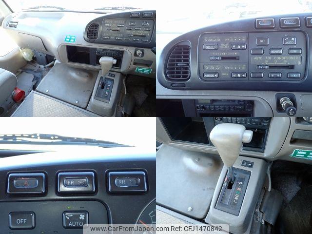 Toyota Coaster 1994 thumbnail 14