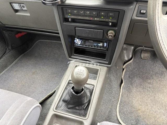 Toyota Mark II Wagon 1993 thumbnail 19