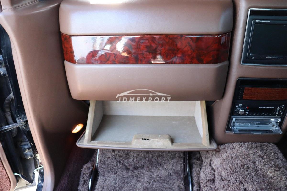 Nissan Cedric Sedan 1988 thumbnail 27