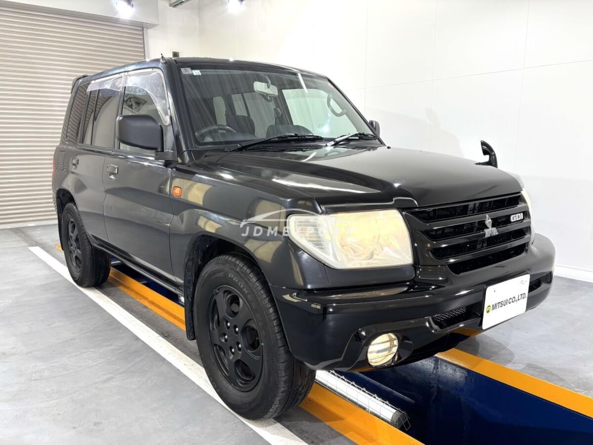 Mitsubishi Pajero iO 2000