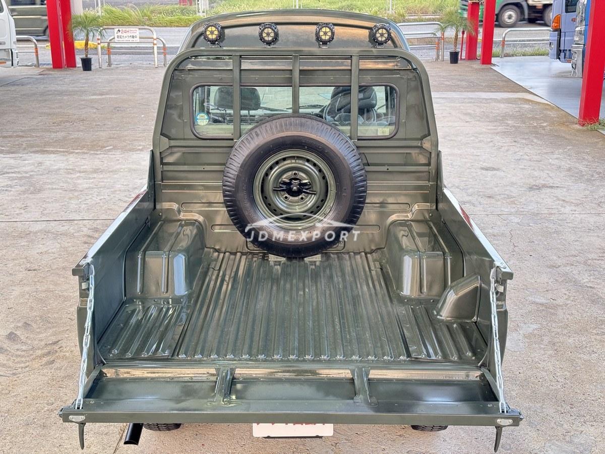 Toyota Land Cruiser 2001 thumbnail 17