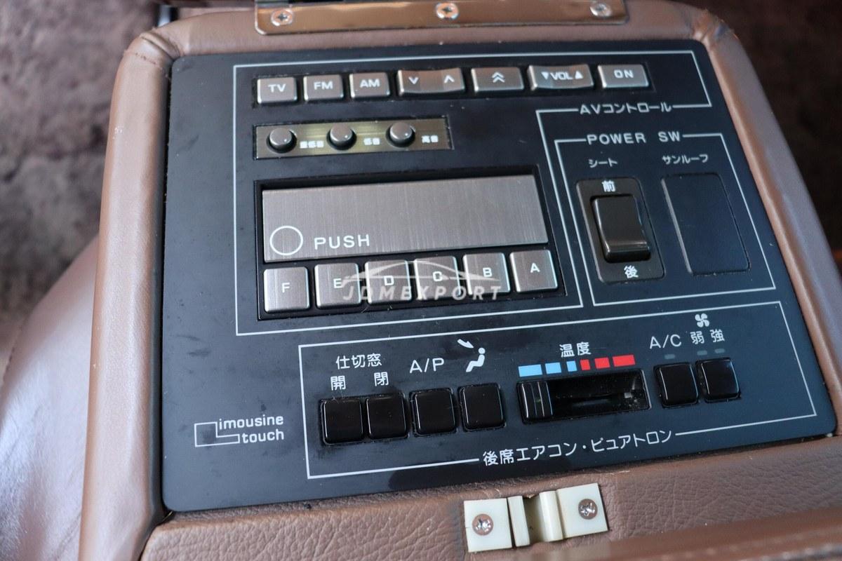 Nissan Cedric Sedan 1988 thumbnail 38