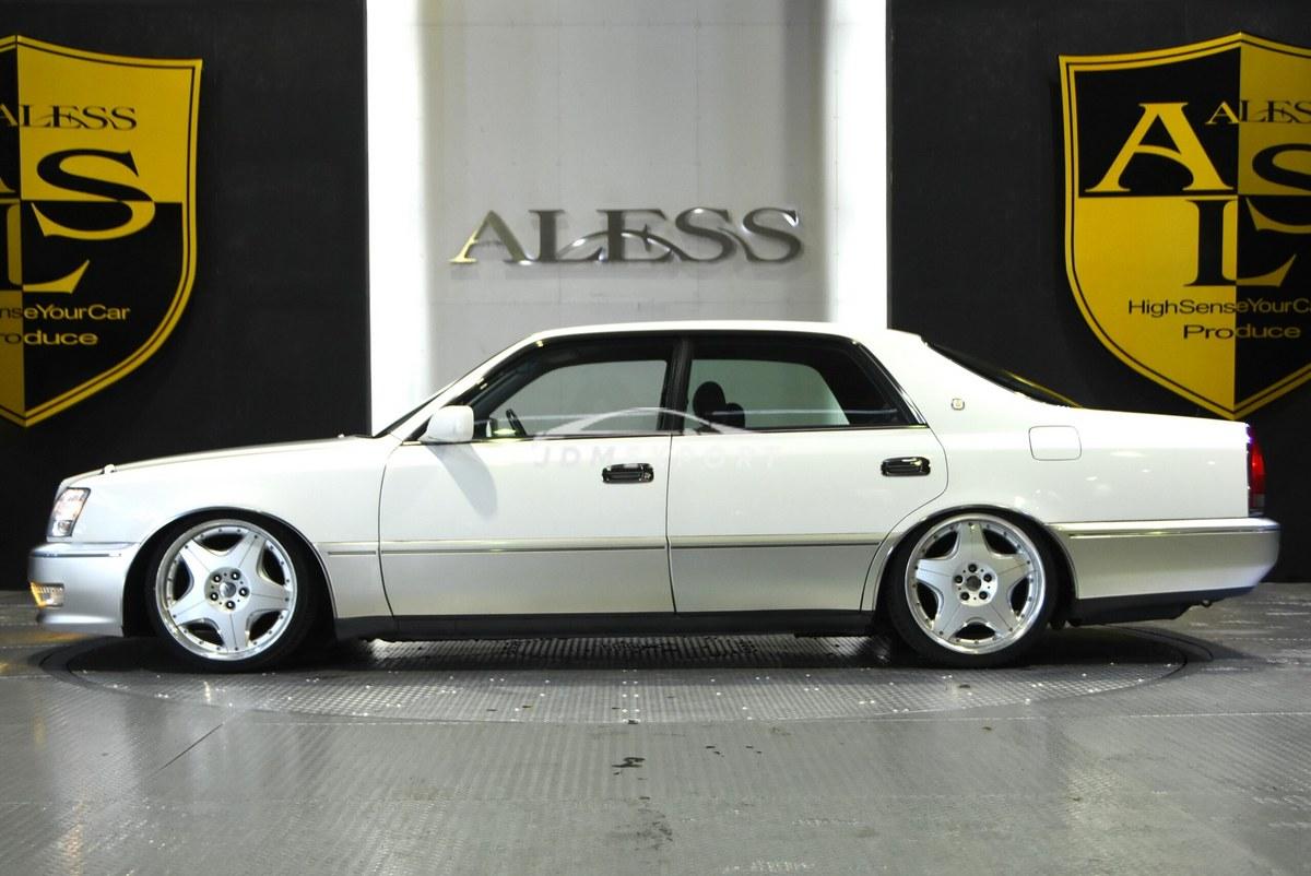 Toyota Crown Majesta 1998 thumbnail 3