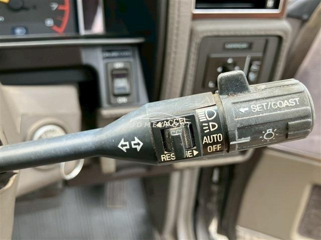 Nissan Gloria Van 1985 thumbnail 22