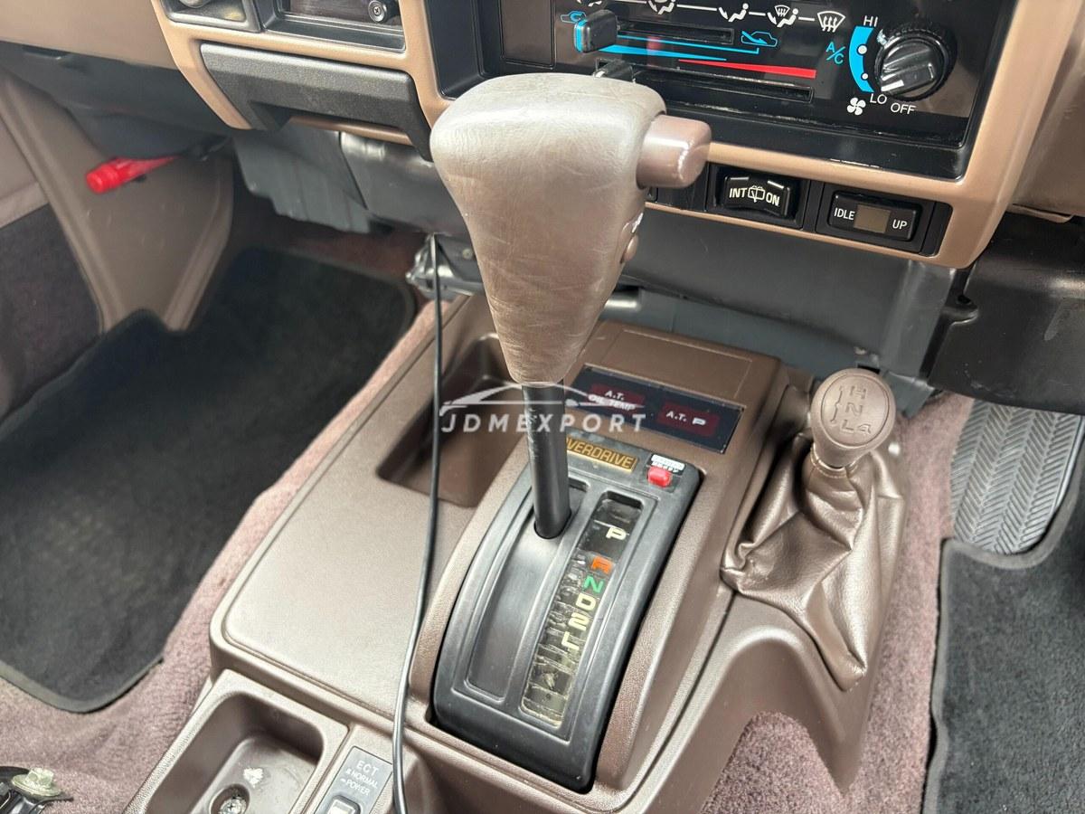 Toyota Land Cruiser Prado 1993 thumbnail 35