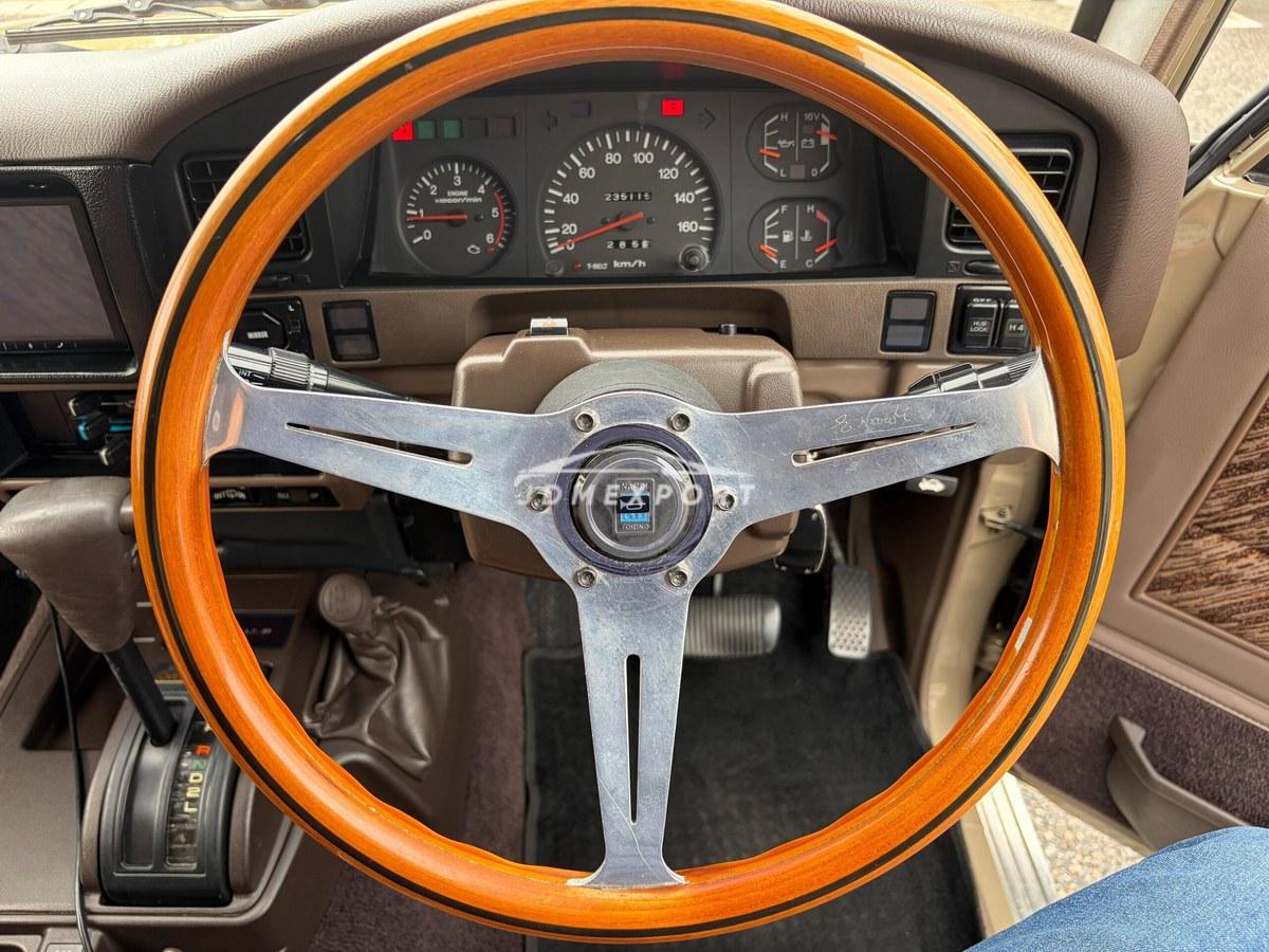 Toyota Land Cruiser Prado 1993 thumbnail 32