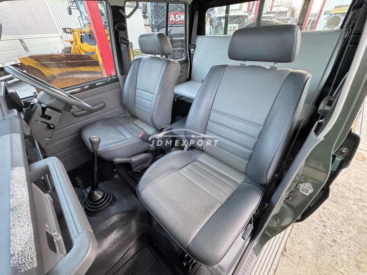Toyota Land Cruiser 2001 thumbnail 31