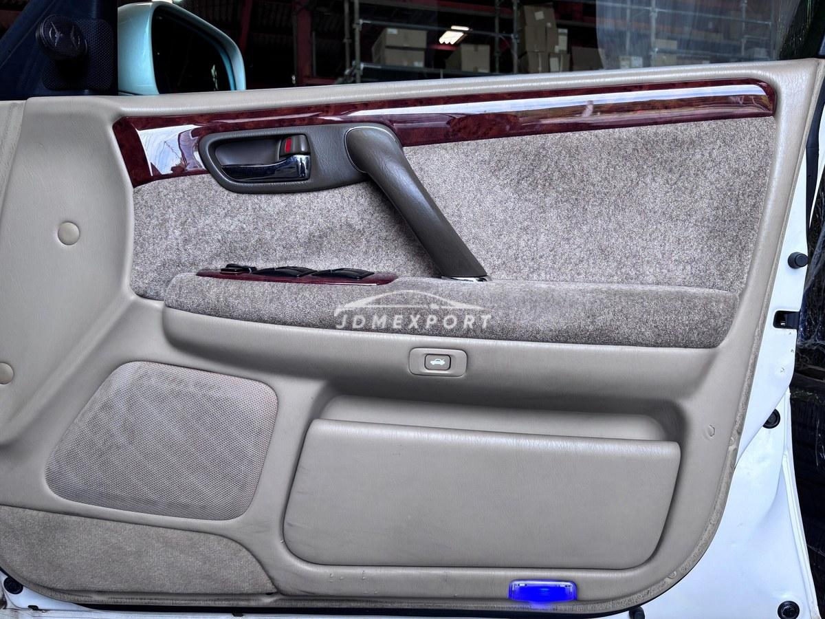 Toyota Crown Majesta 1999 thumbnail 34
