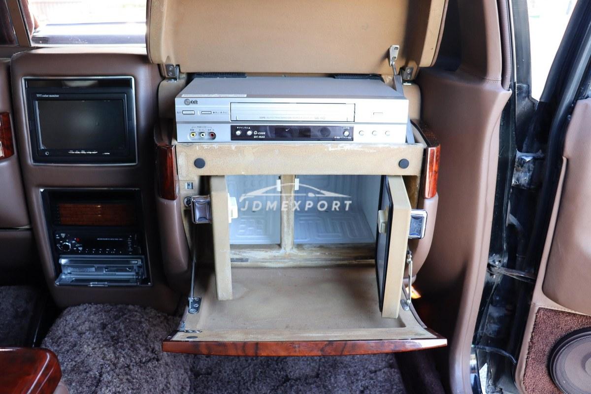 Nissan Cedric Sedan 1988 thumbnail 22
