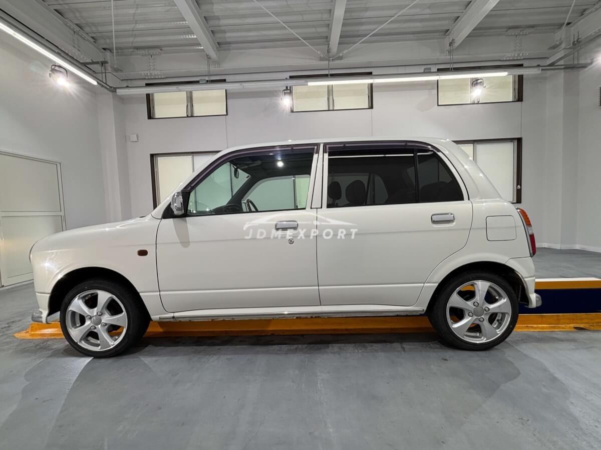 Daihatsu Mira Gino 2001 thumbnail 4