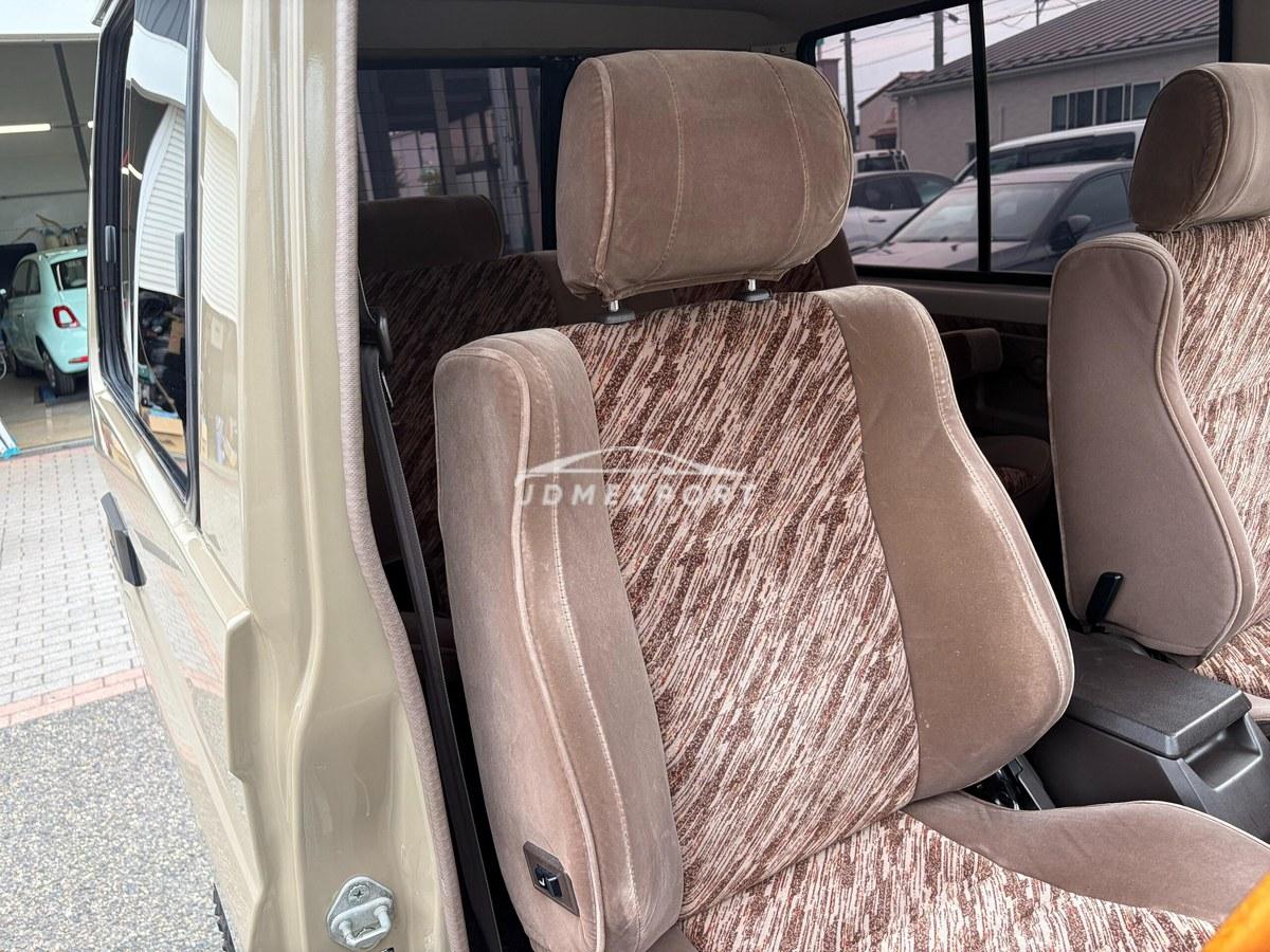 Toyota Land Cruiser Prado 1993 thumbnail 24