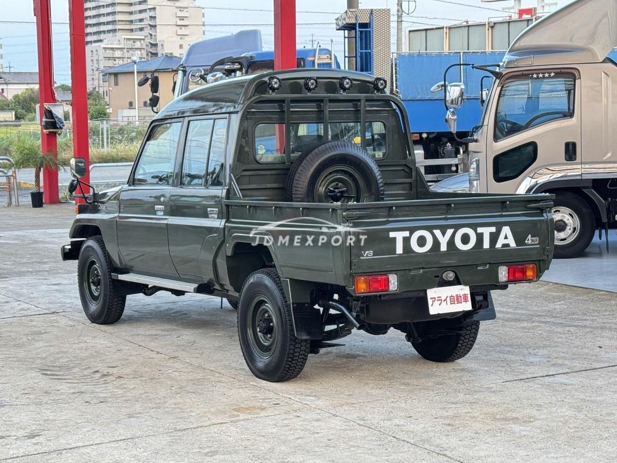 Toyota Land Cruiser 2001 thumbnail 12