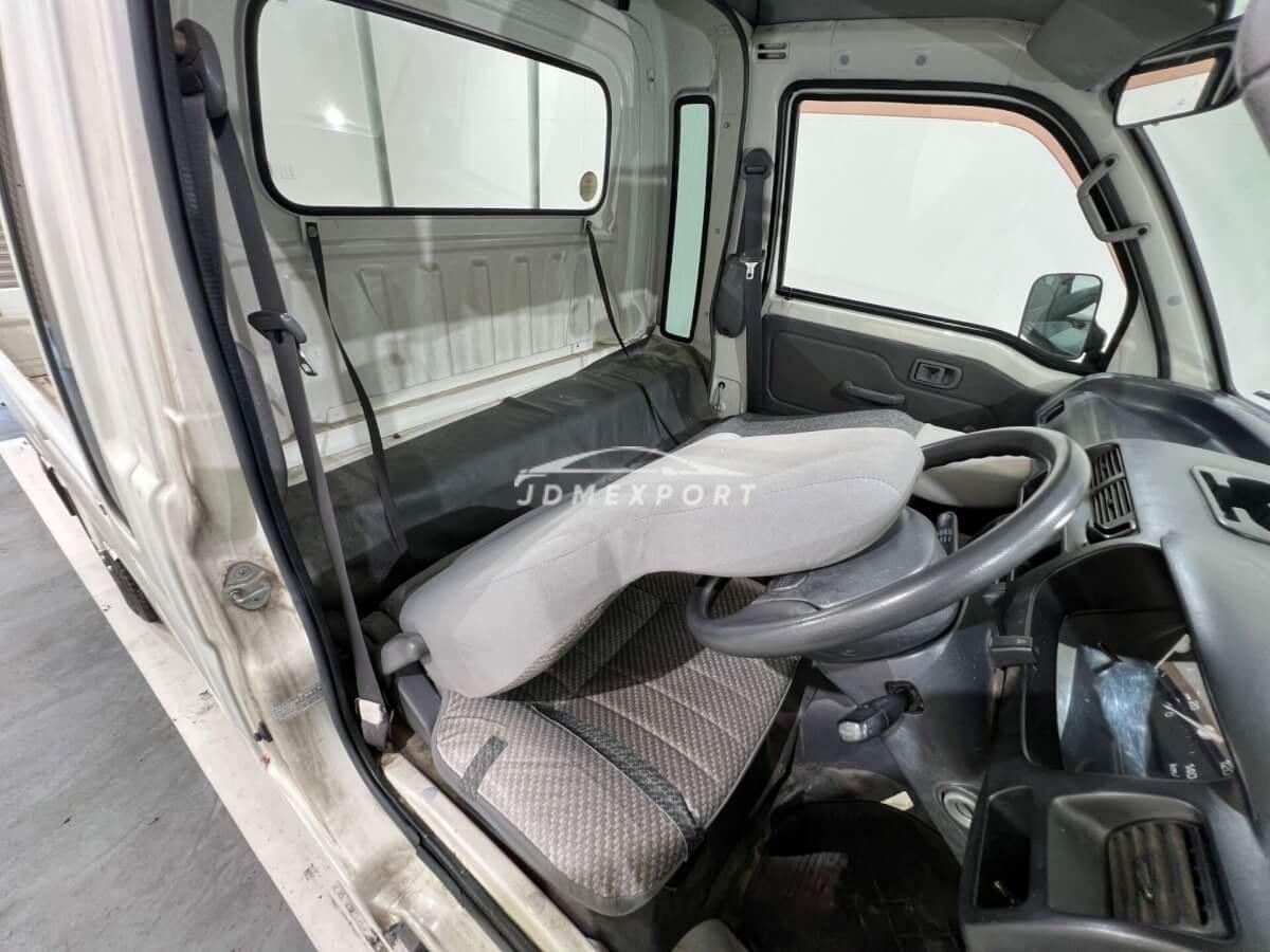 Daihatsu Hijet Truck 2000 thumbnail 11